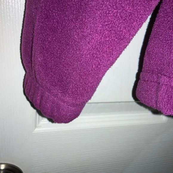 Columbia Women's Maroon Fleece Jacket - Picture 6 of 8